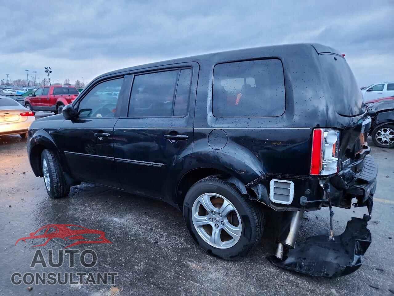 HONDA PILOT 2015 - 5FNYF4H53FB010475