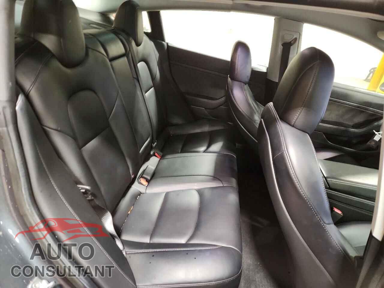 TESLA MODEL 3 2021 - 5YJ3E1EA0MF854094
