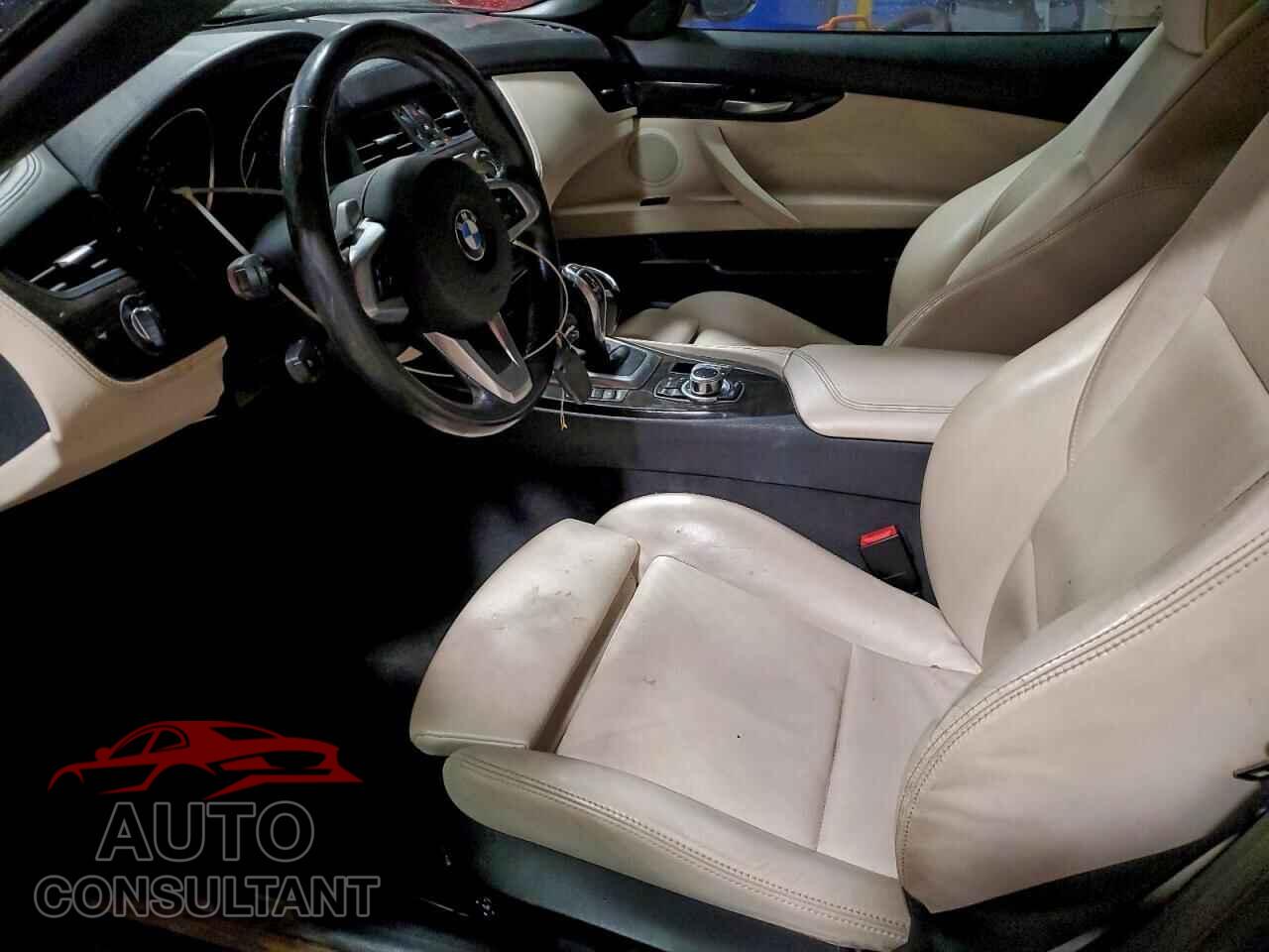 BMW Z4 2011 - WBALM7C52BE383136