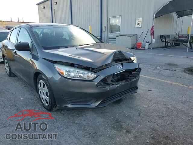 FORD FOCUS 2016 - 1FADP3E28GL247175