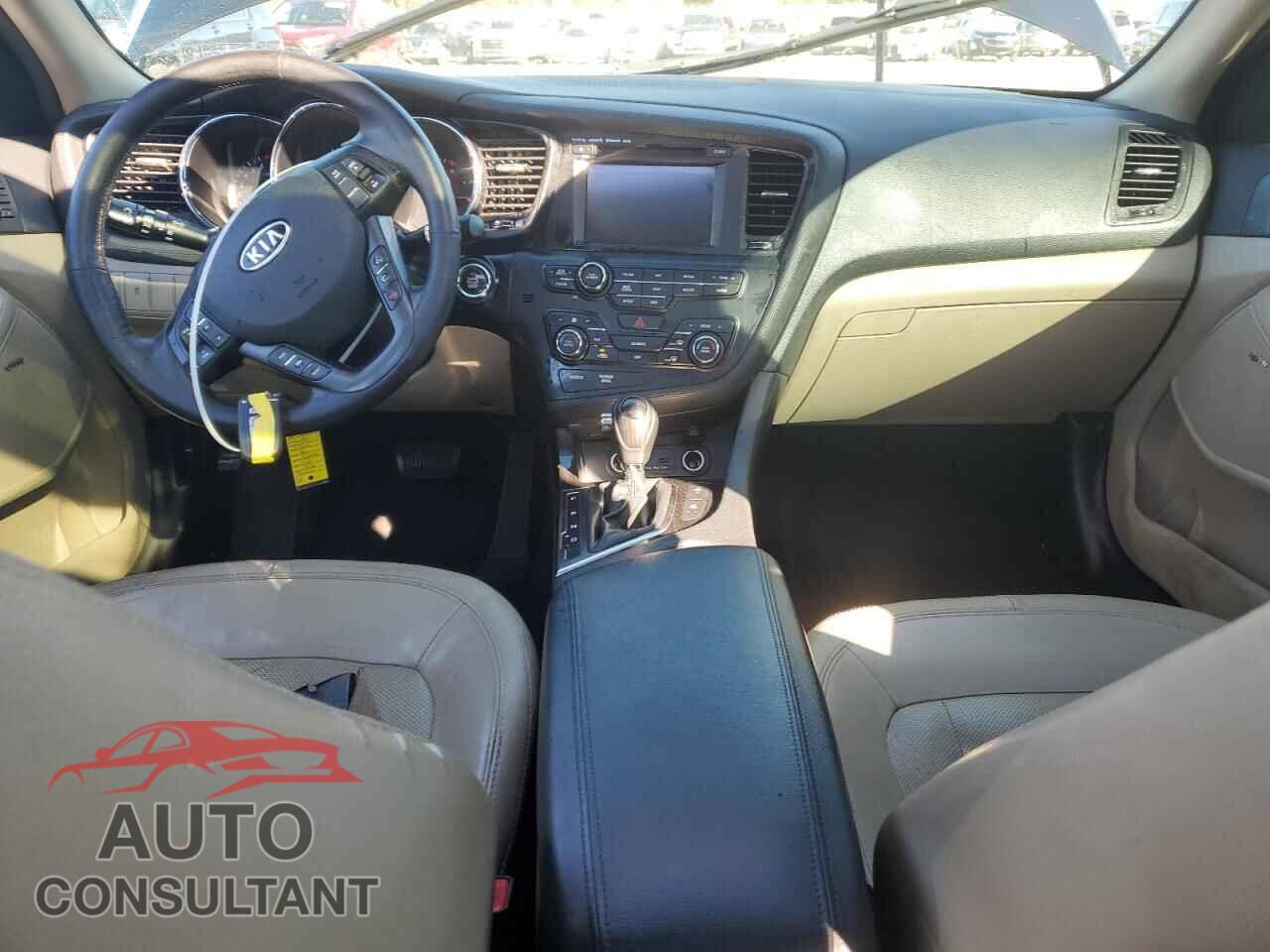 KIA OPTIMA 2011 - KNAGN4A73B5118212