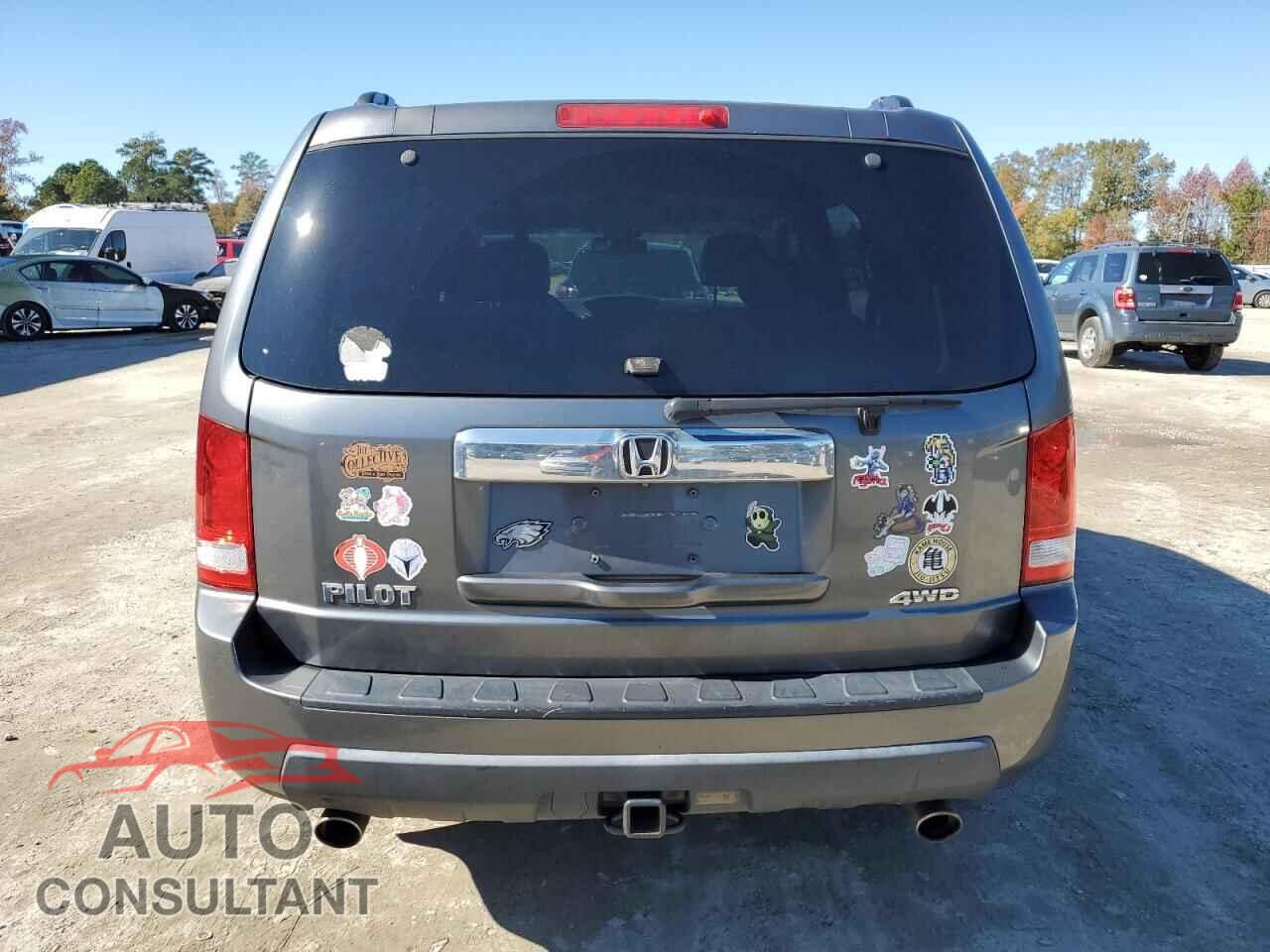 HONDA PILOT 2011 - 5FNYF4H69BB012802