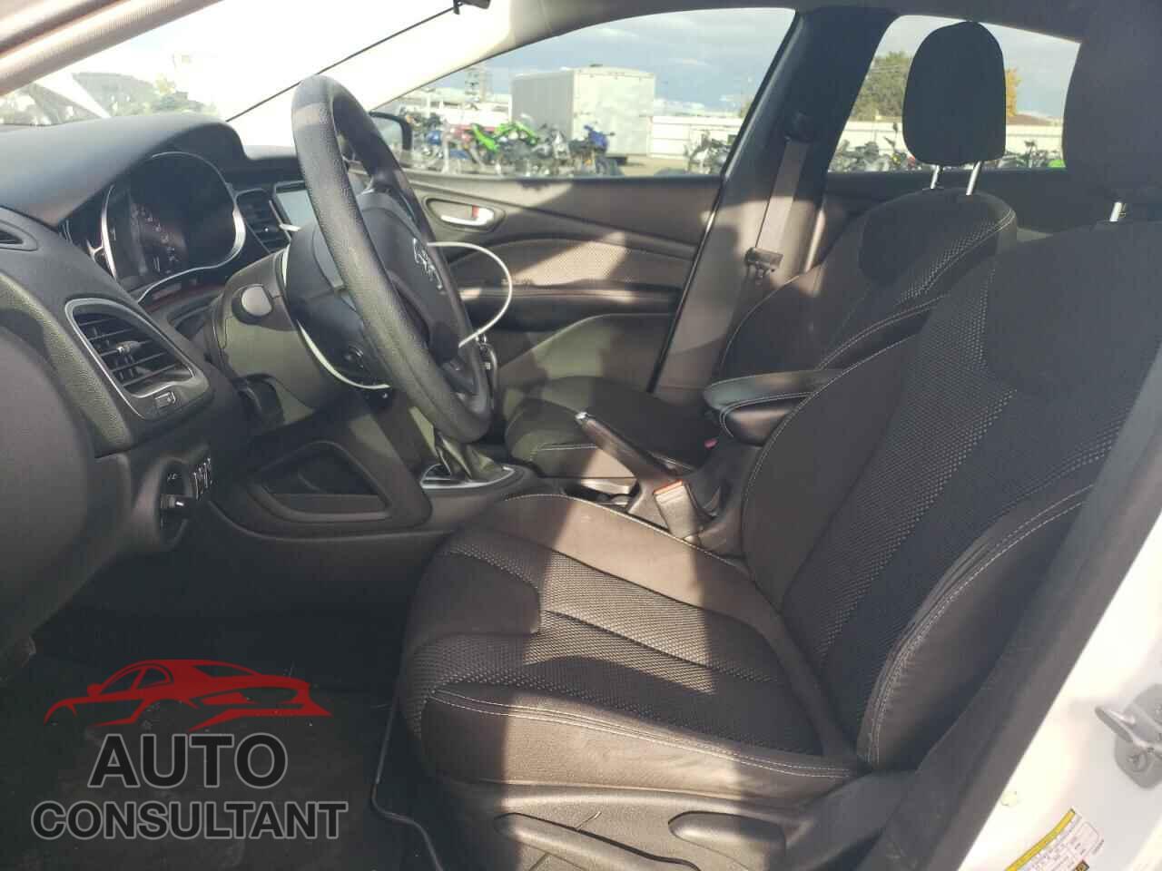 DODGE DART 2015 - 1C3CDFBB5FD252948