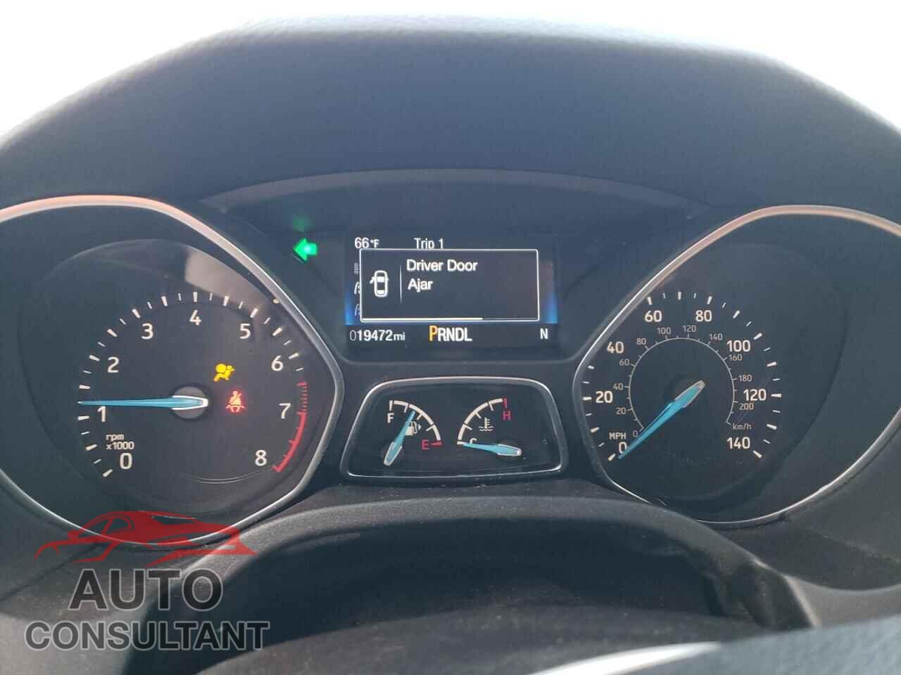 FORD FOCUS 2017 - 1FADP3K20HL342464