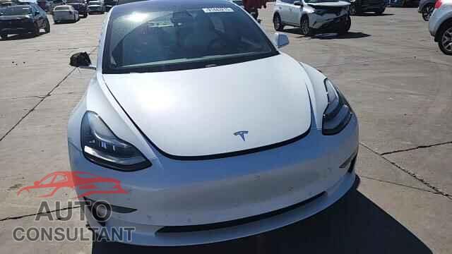 TESLA MODEL 3 2018 - 5YJ3E1EB3JF100207