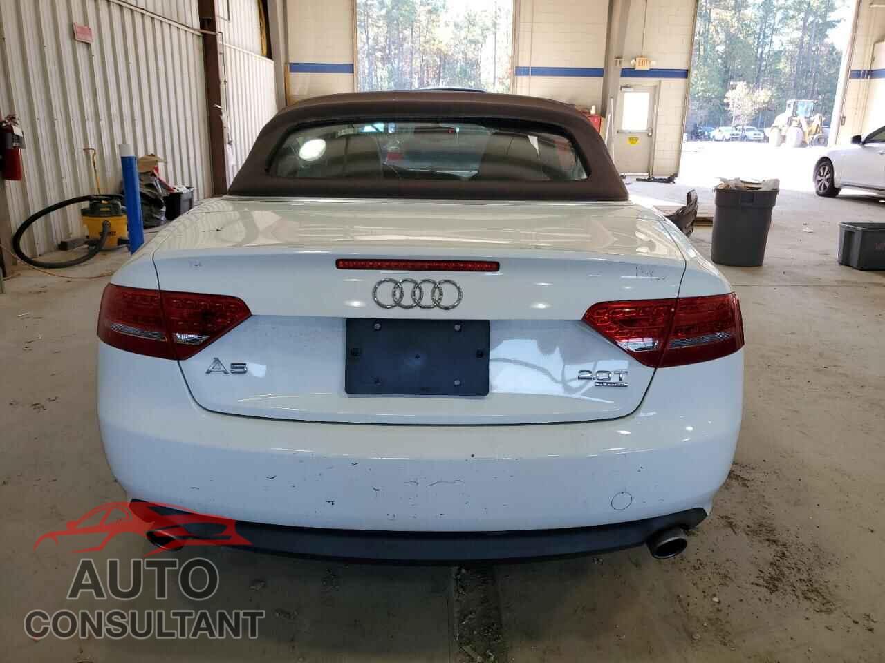 AUDI A5 2012 - WAULFAFH7CN000502
