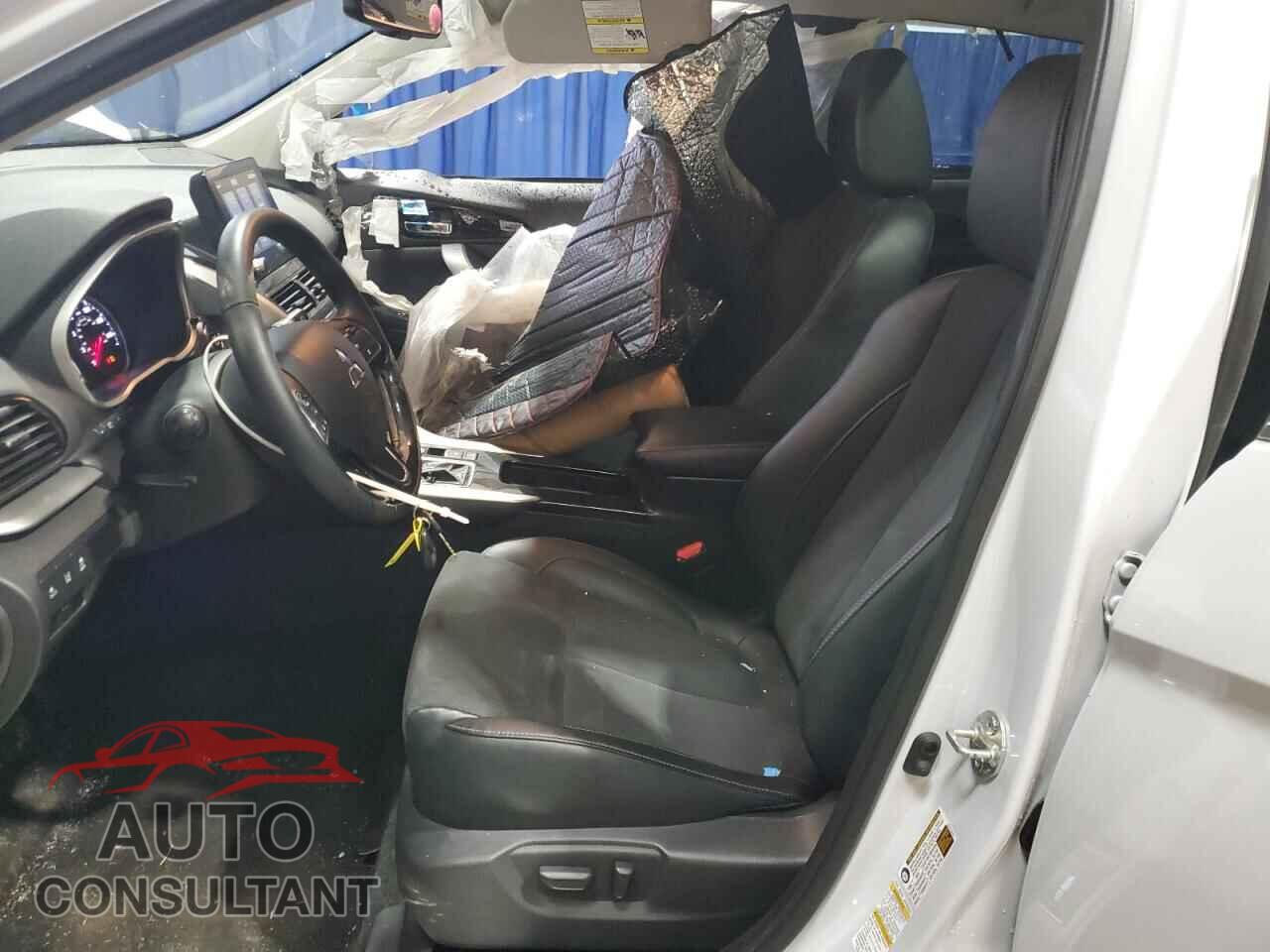 MITSUBISHI ECLIPSE 2024 - JA4ATWAA8RZ018898