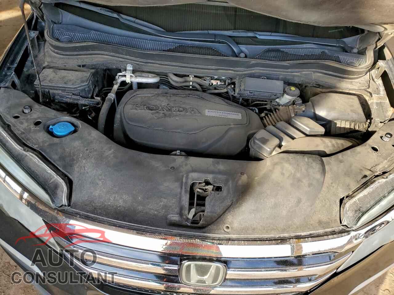 HONDA PILOT 2018 - 5FNYF5H96JB012724