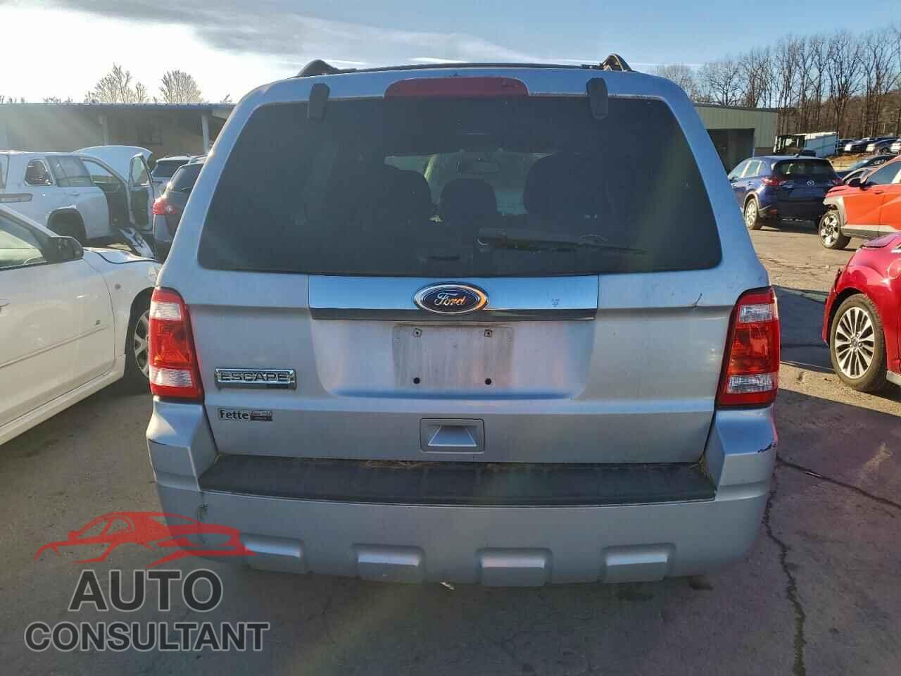FORD ESCAPE 2011 - 1FMCU9E78BKC69314