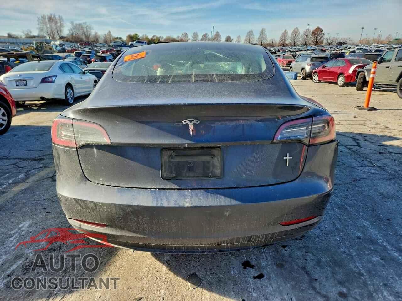 TESLA MODEL 3 2023 - 5YJ3E1EA5PF643493