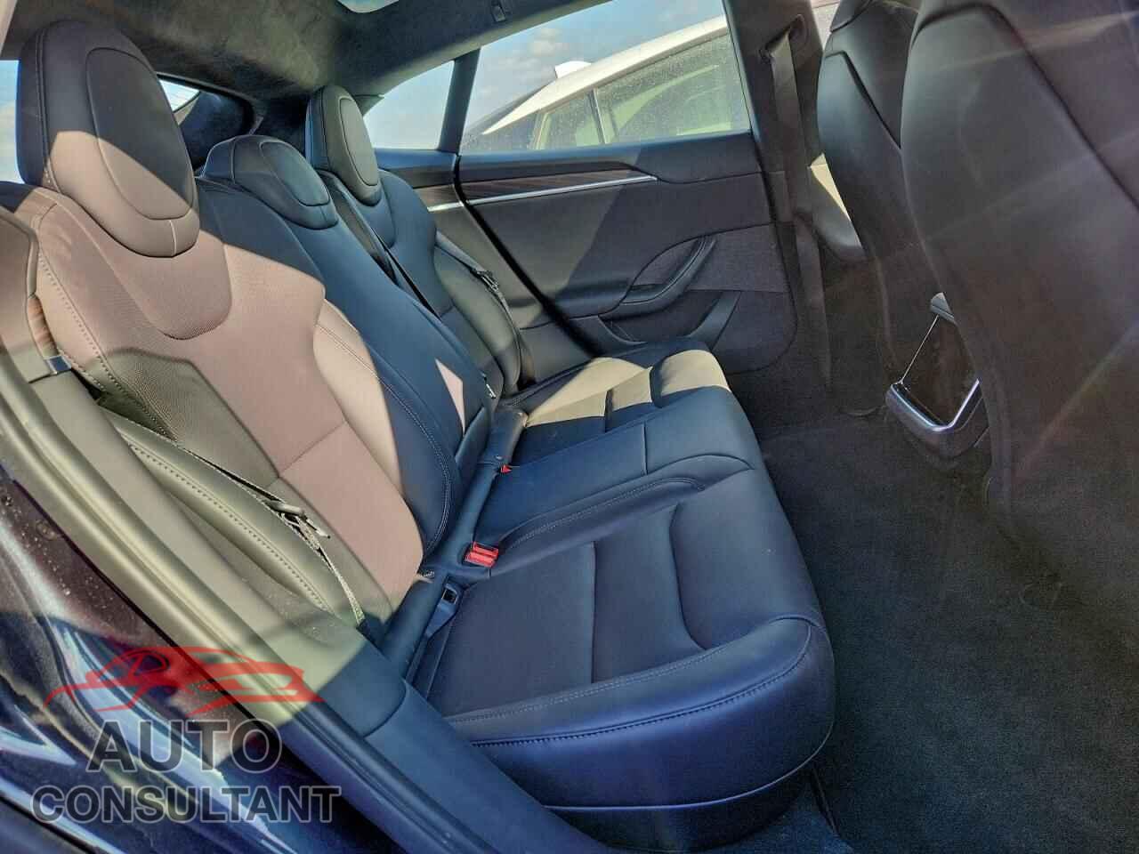 TESLA MODEL S 2024 - 5YJSA1E52RF534325