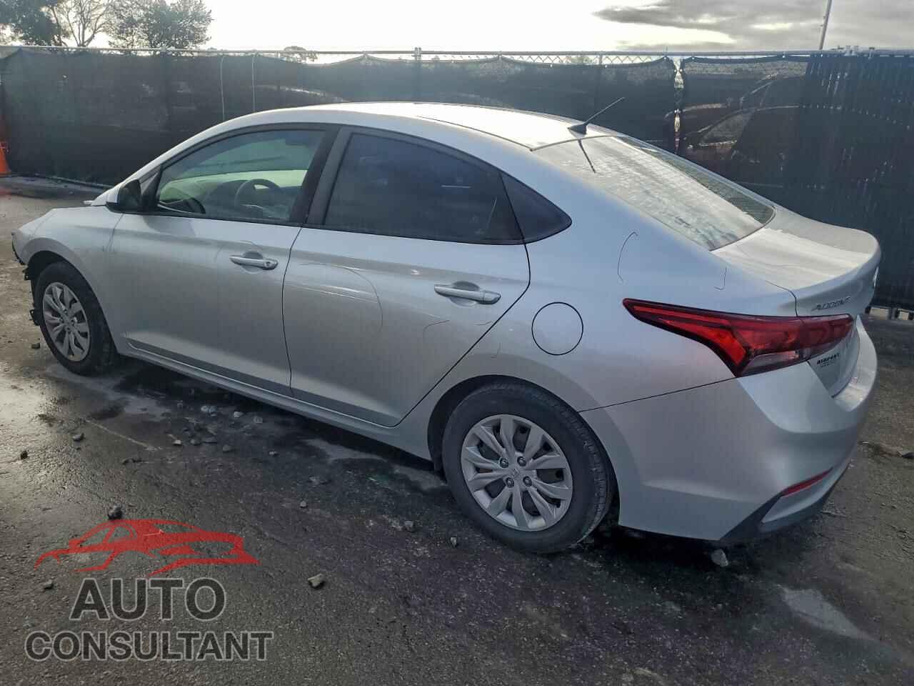 HYUNDAI ACCENT 2018 - 3KPC24A34JE014788
