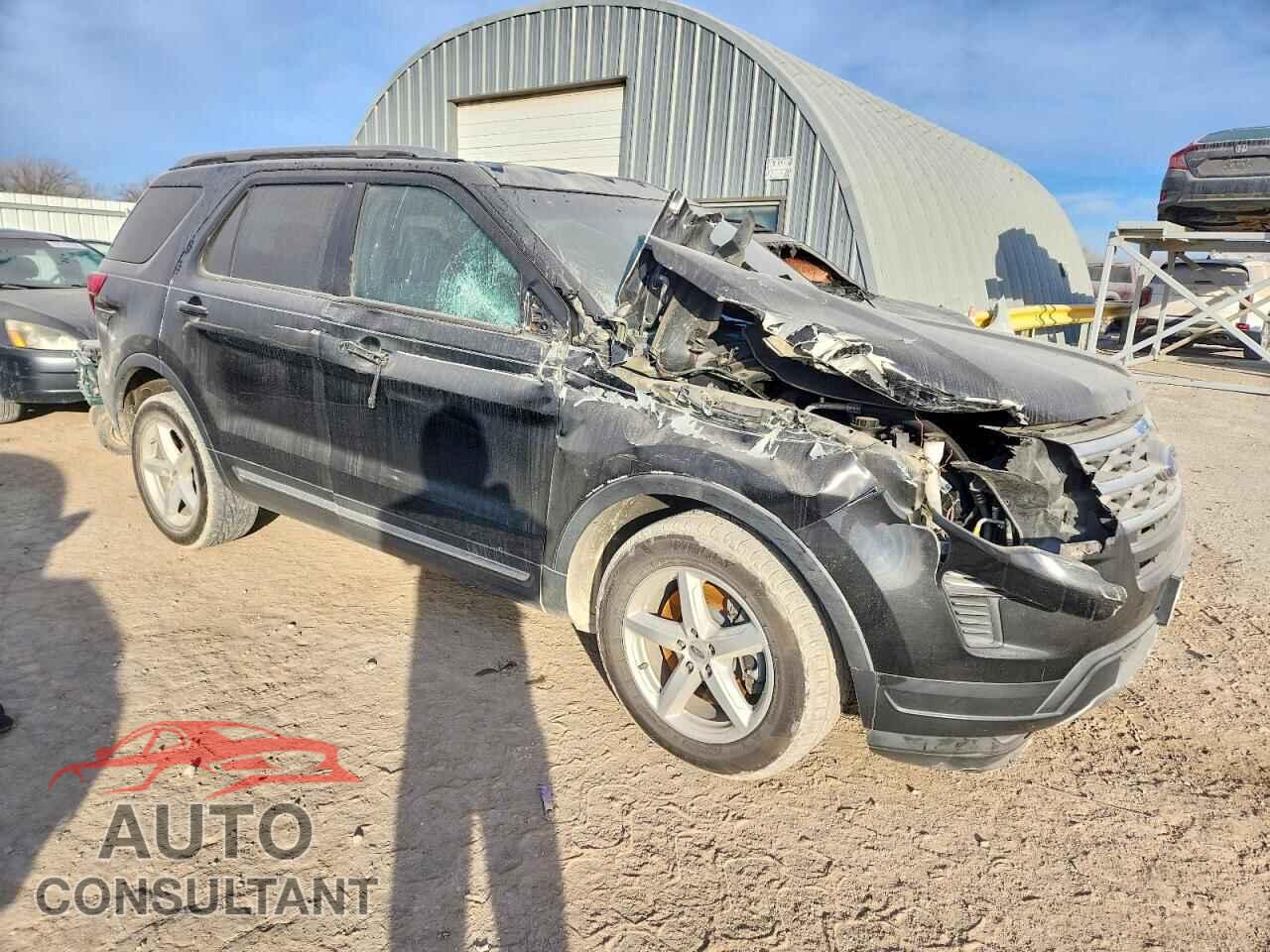 FORD EXPLORER 2018 - 1FM5K7D84JGB55017