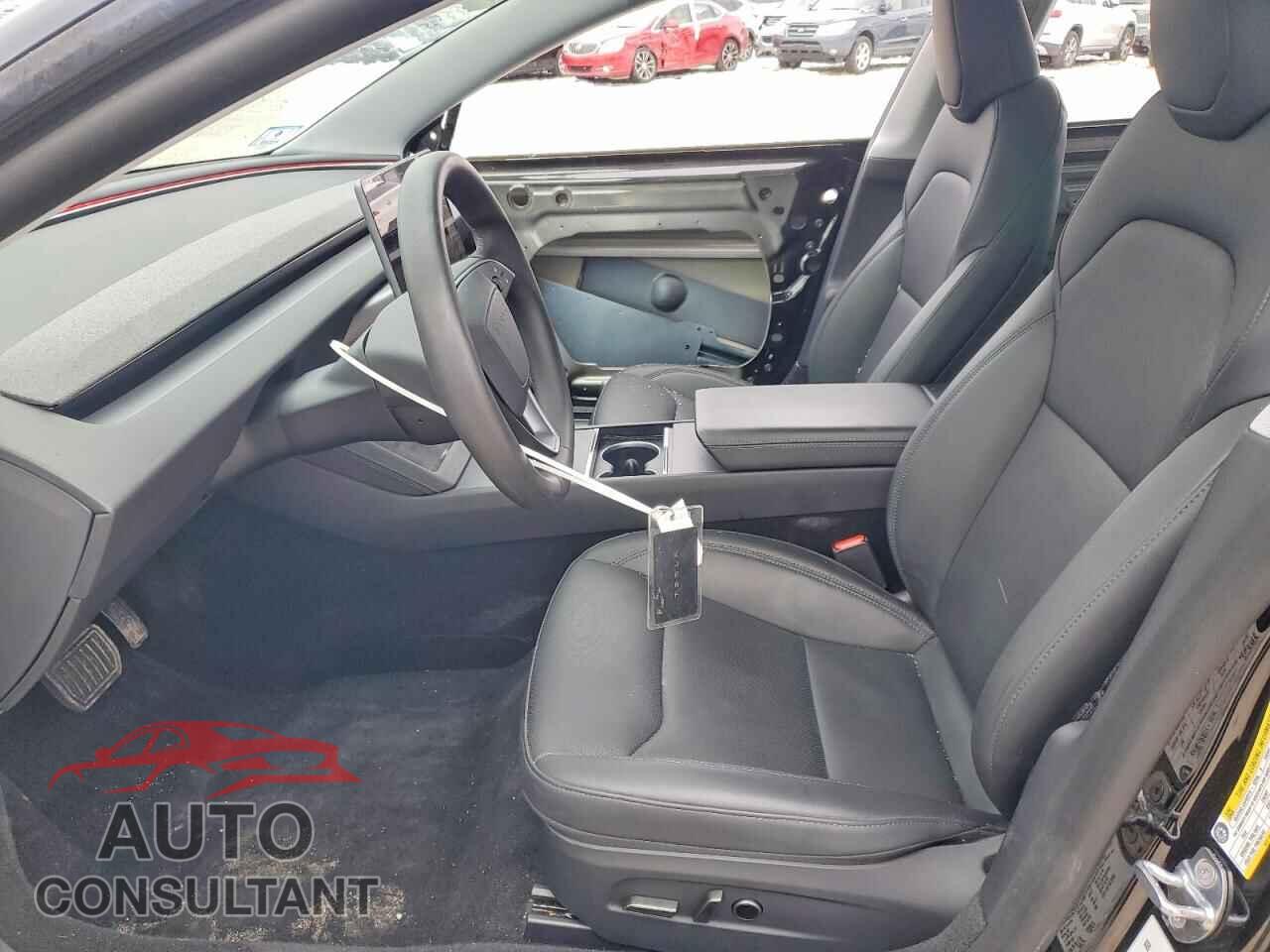 TESLA MODEL 3 2025 - 5YJ3E1EA3SF032080