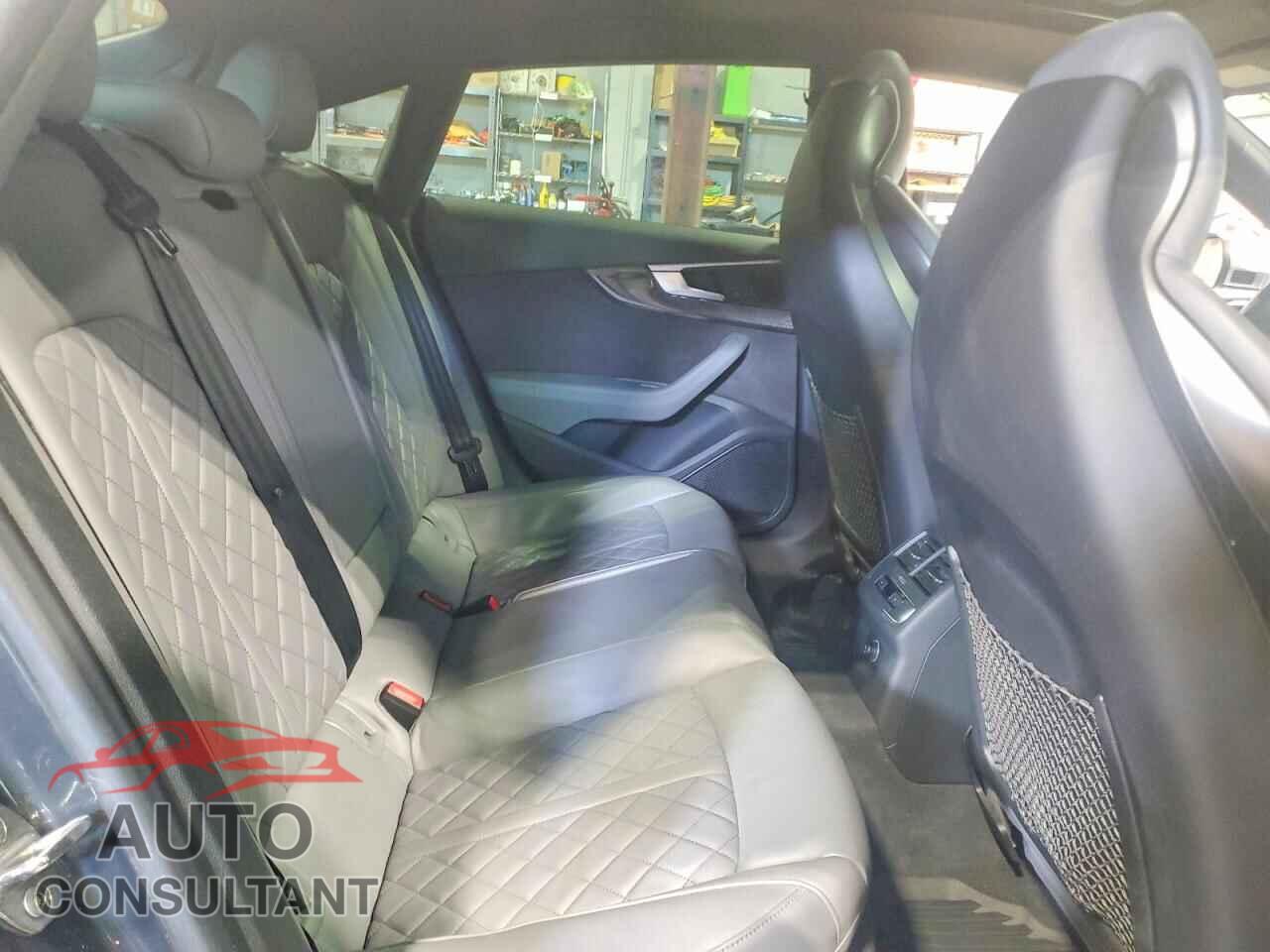 AUDI S5/RS5 2018 - WAUC4CF54JA075833