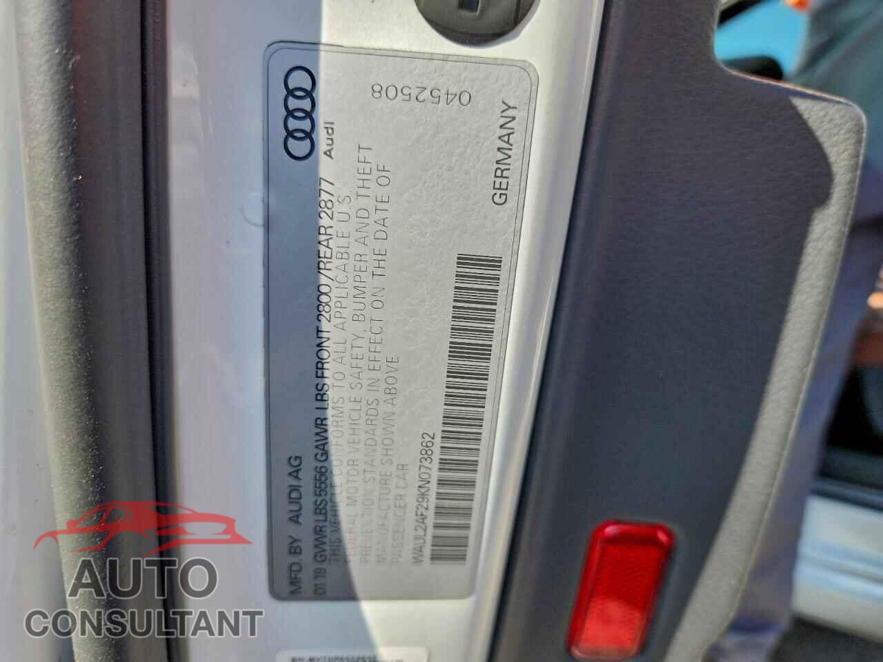 AUDI A6 2019 - WAUL2AF29KN073862