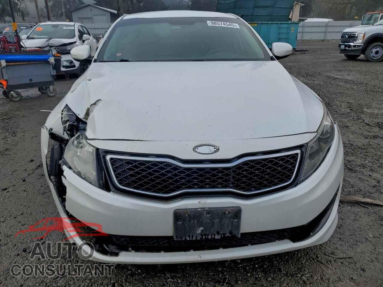 KIA OPTIMA 2013 - 5XXGR4A64DG241062