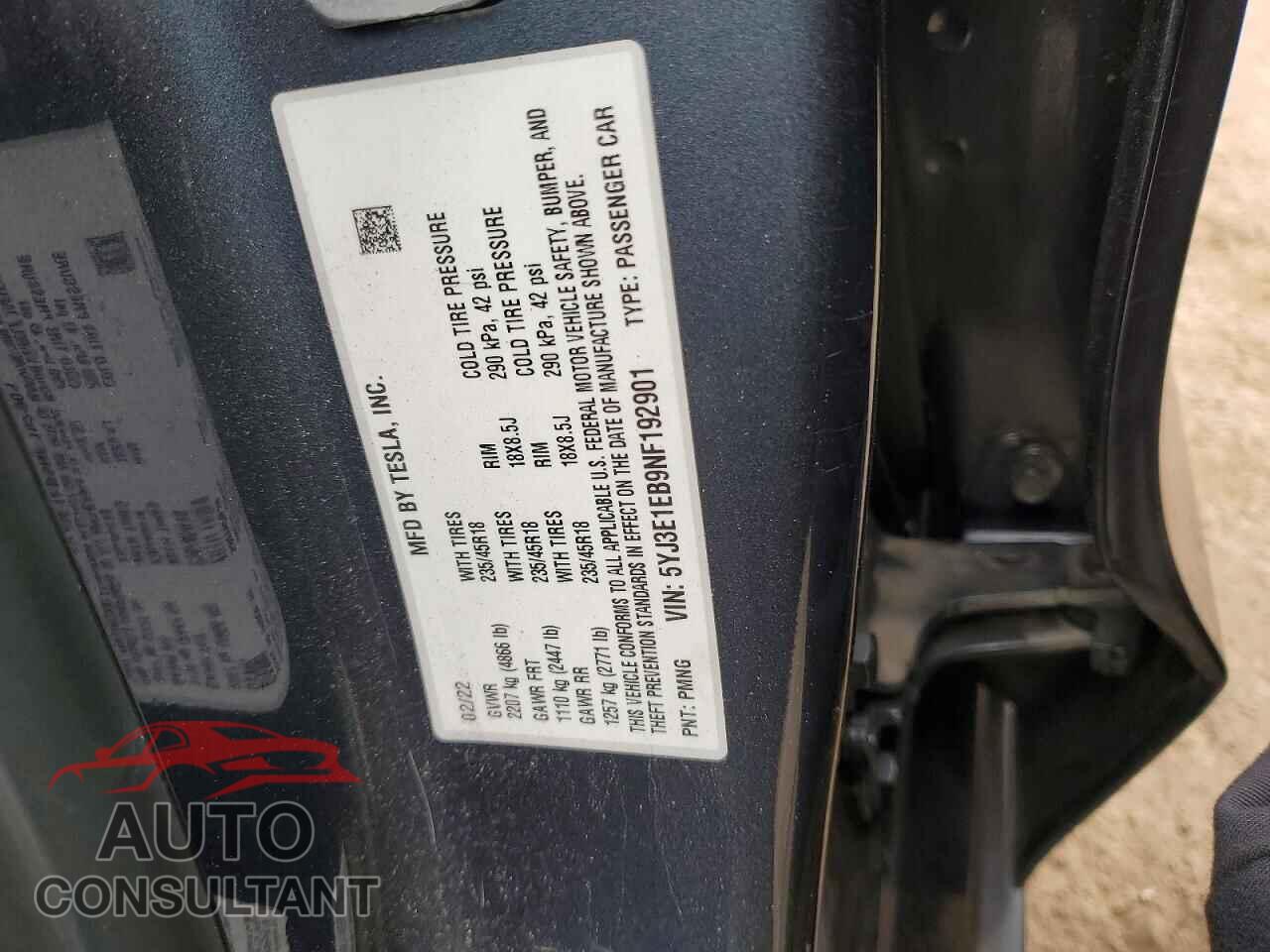 TESLA MODEL 3 2022 - 5YJ3E1EB9NF192901