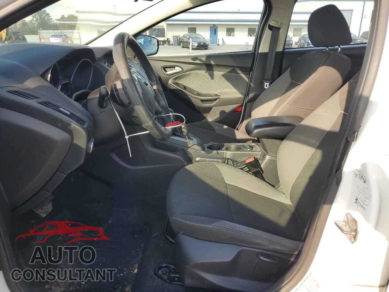FORD FOCUS 2014 - 1FADP3F21EL324402