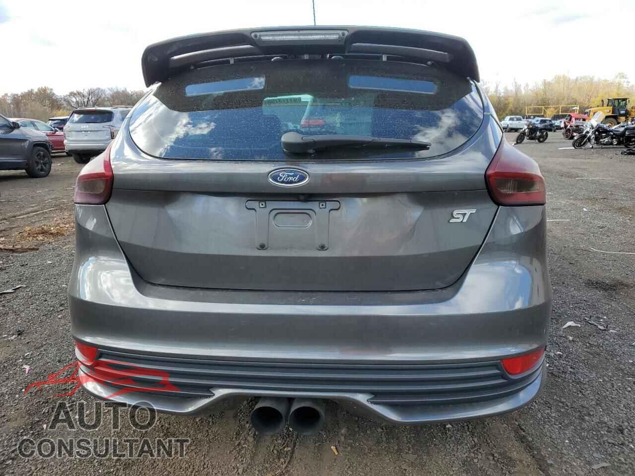 FORD FOCUS 2016 - 1FADP3L93GL206744
