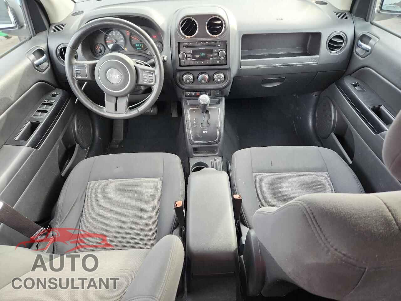 JEEP COMPASS 2011 - 1J4NF1FB3BD210892