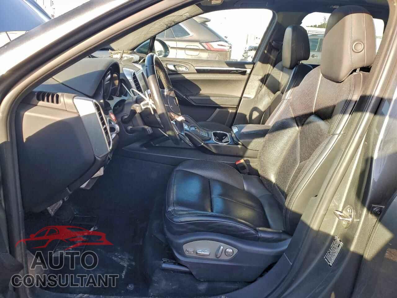 PORSCHE CAYENNE 2016 - WP1AB2A27GLA95643