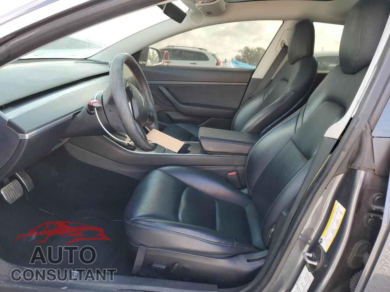 TESLA MODEL 3 2020 - 5YJ3E1EA2LF597132
