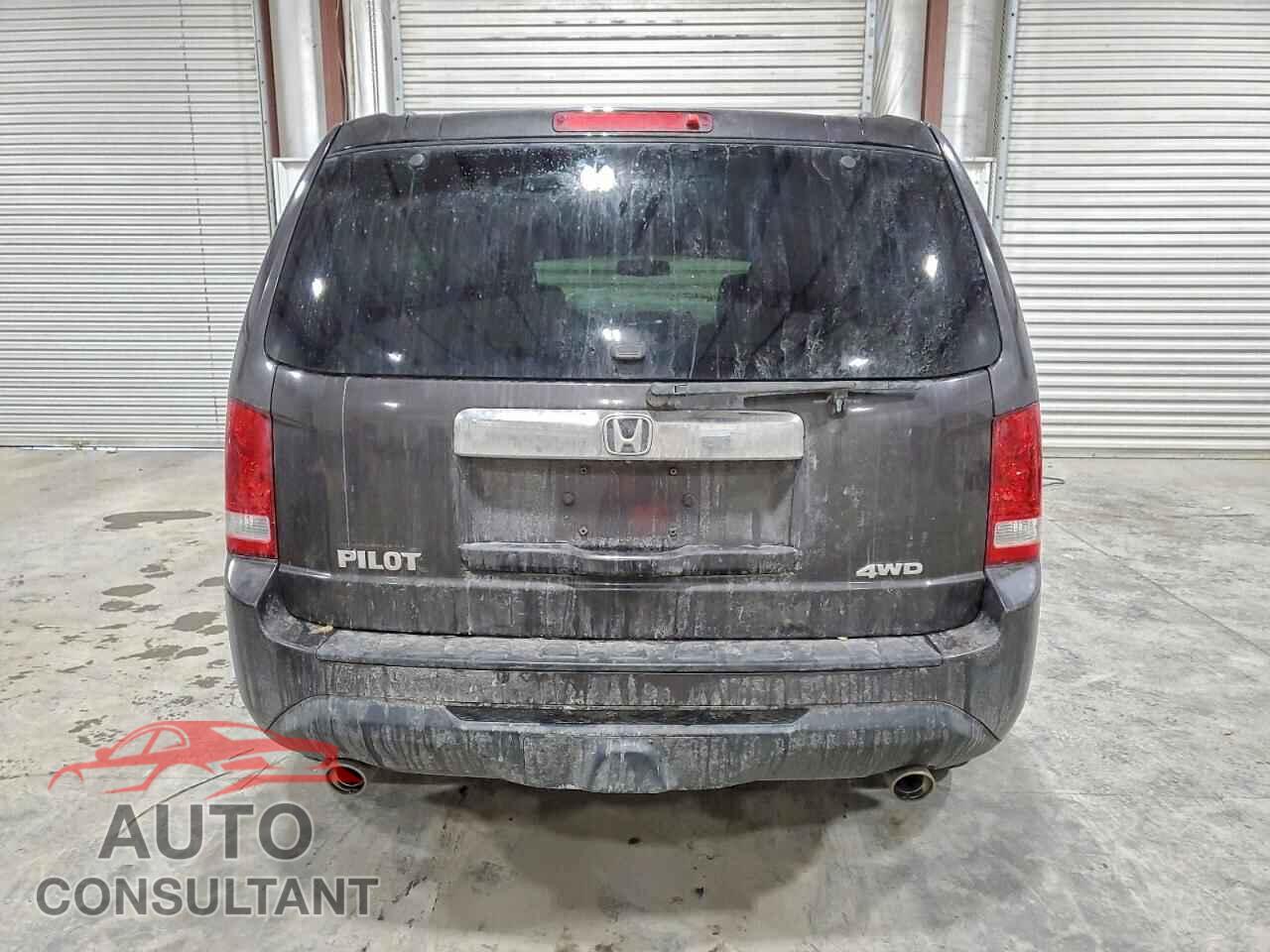 HONDA PILOT 2013 - 5FNYF4H51DB013646