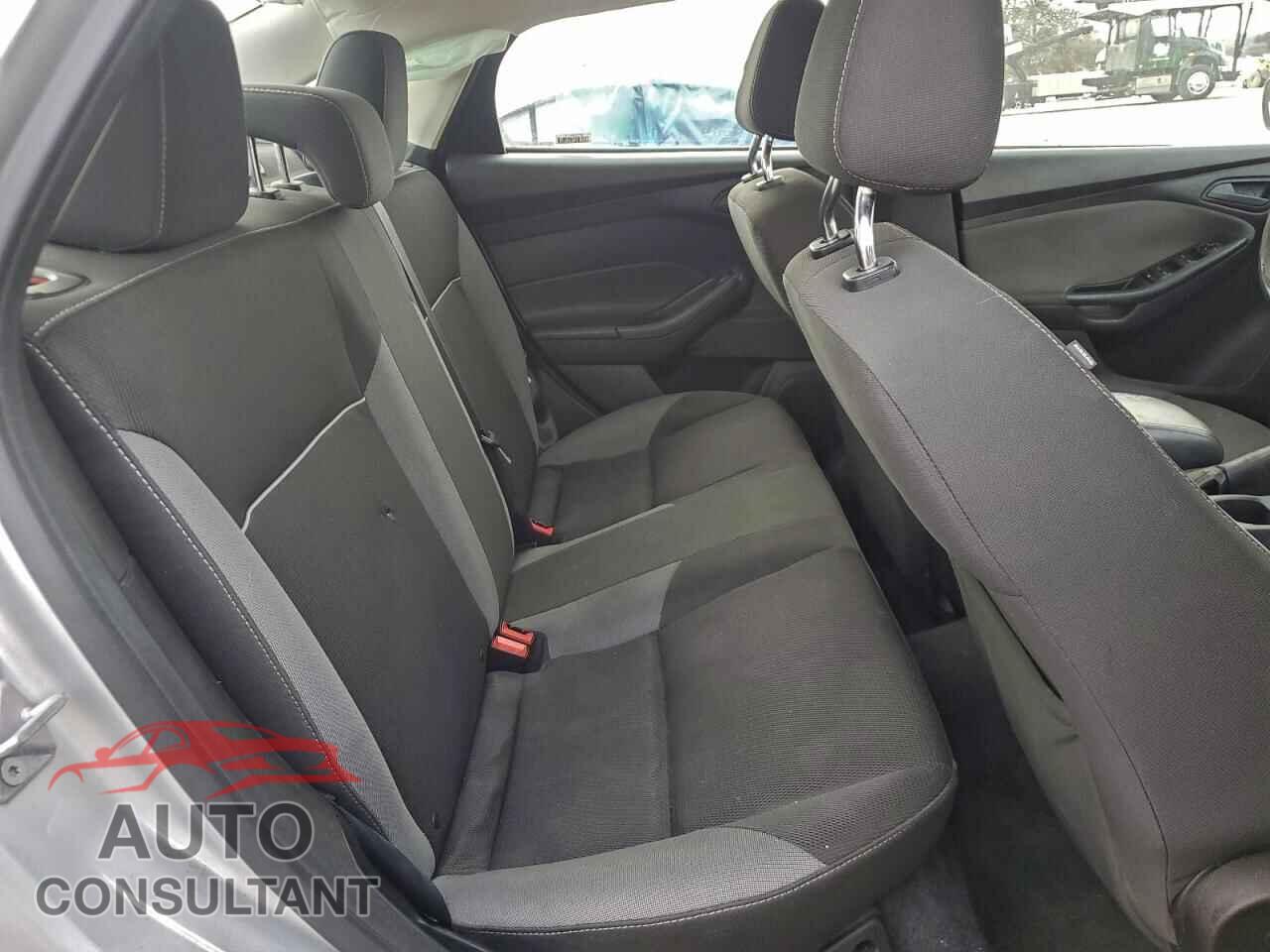 FORD FOCUS 2012 - 1FAHP3F28CL177848