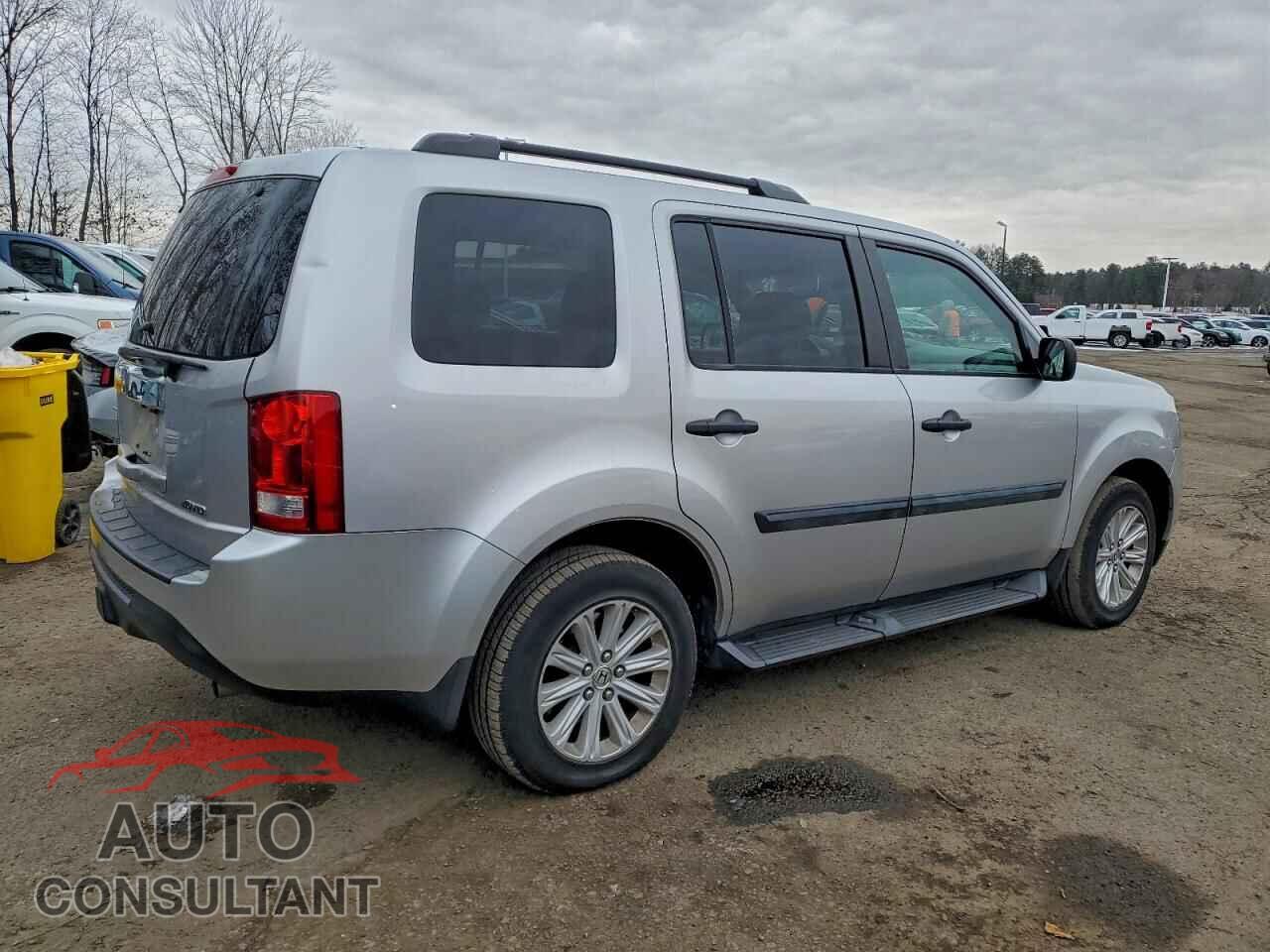HONDA PILOT 2013 - 5FNYF4H2XDB071616