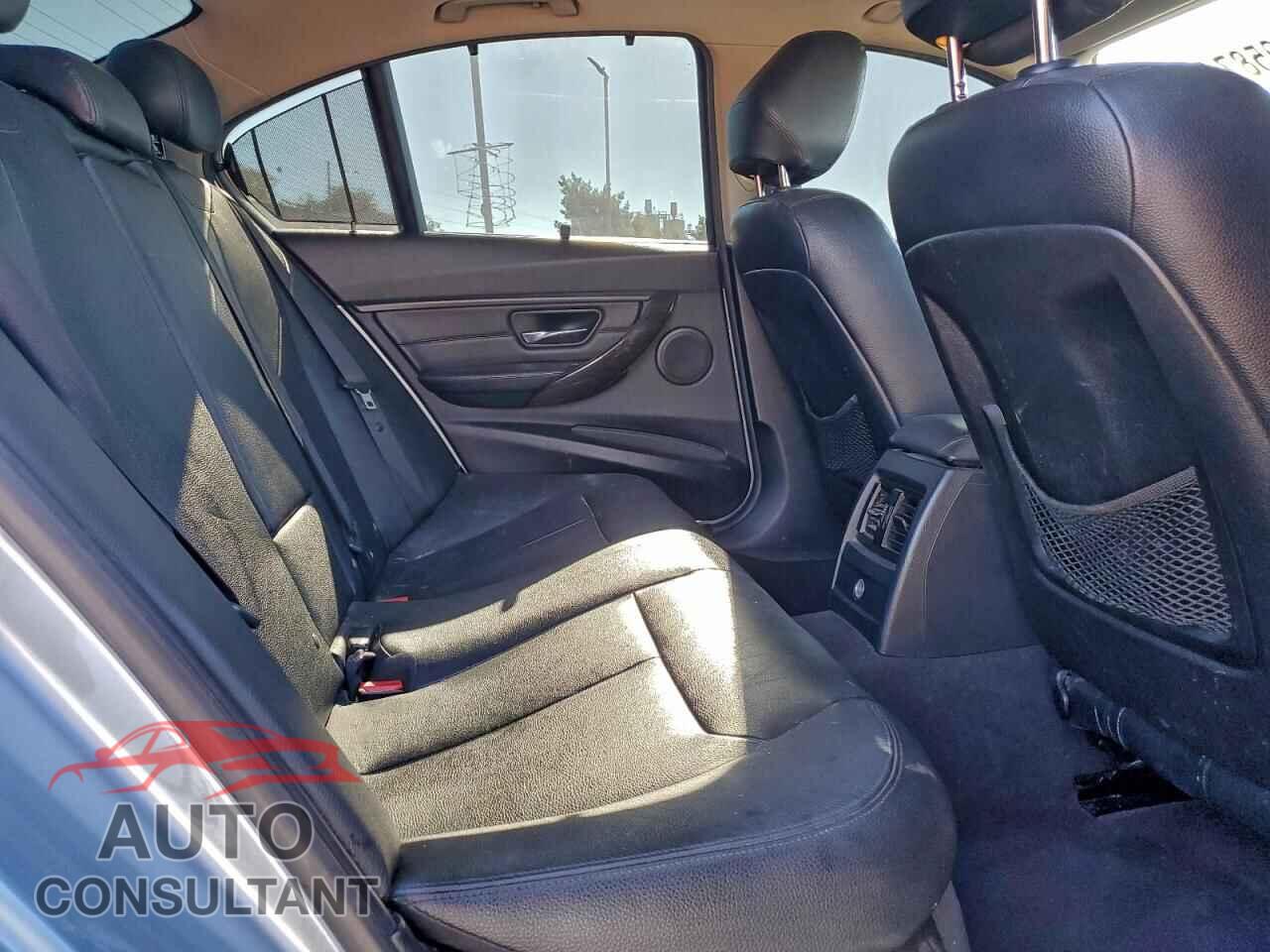 BMW 3 SERIES 2012 - WBA3A9C59CF270929