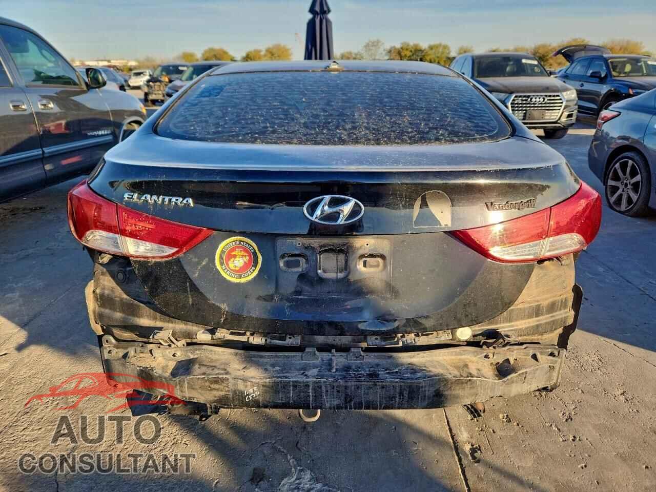 HYUNDAI ELANTRA 2013 - 5NPDH4AE2DH283473