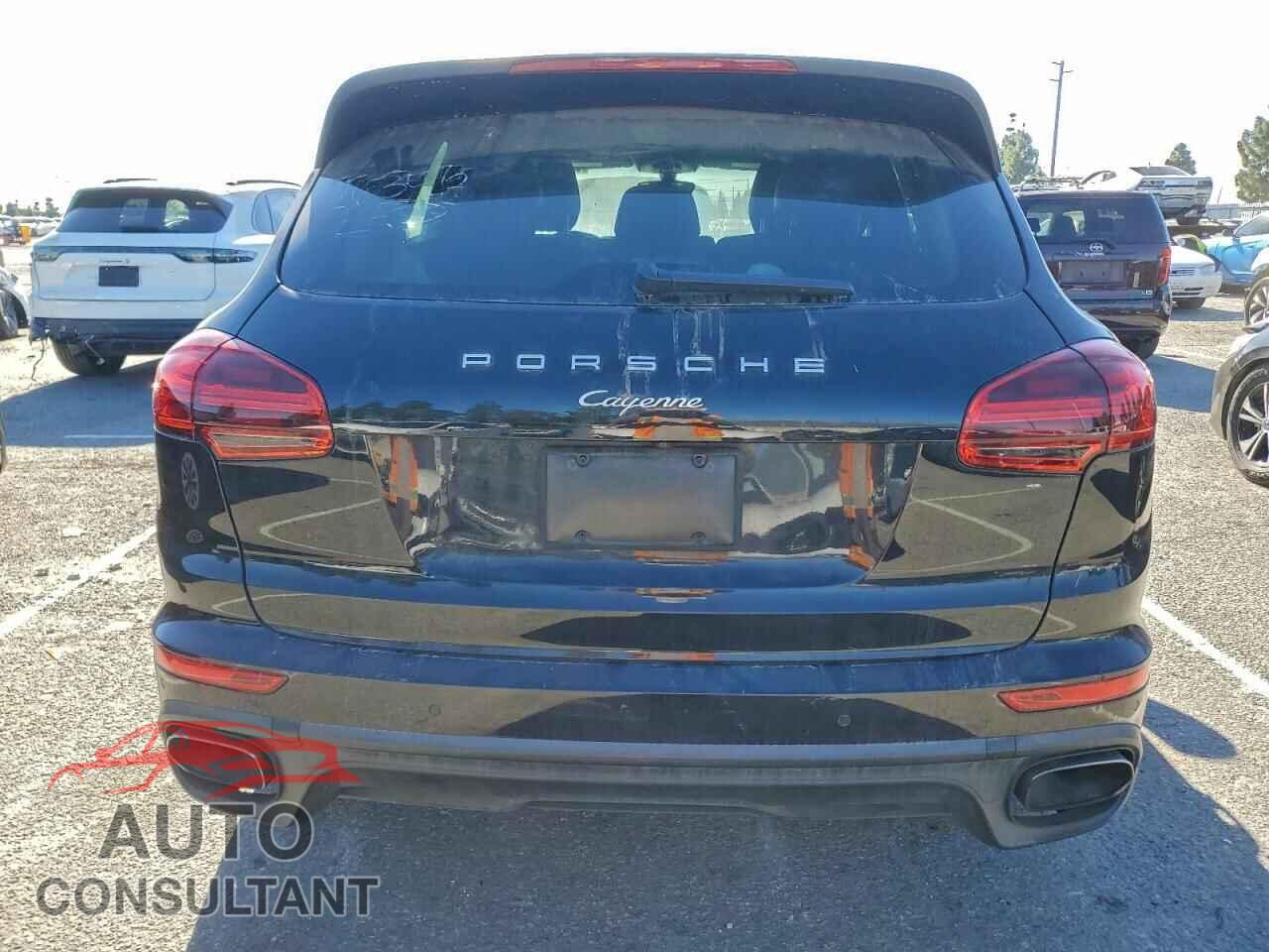 PORSCHE CAYENNE 2017 - WP1AA2A24HKA85534