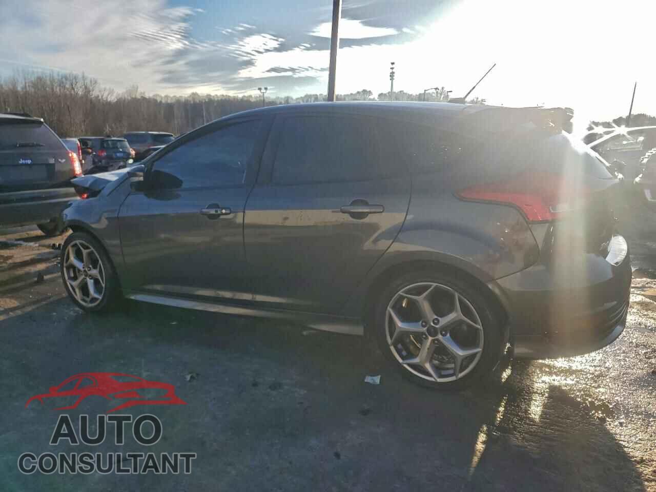 FORD FOCUS 2016 - 1FADP3L90GL323763