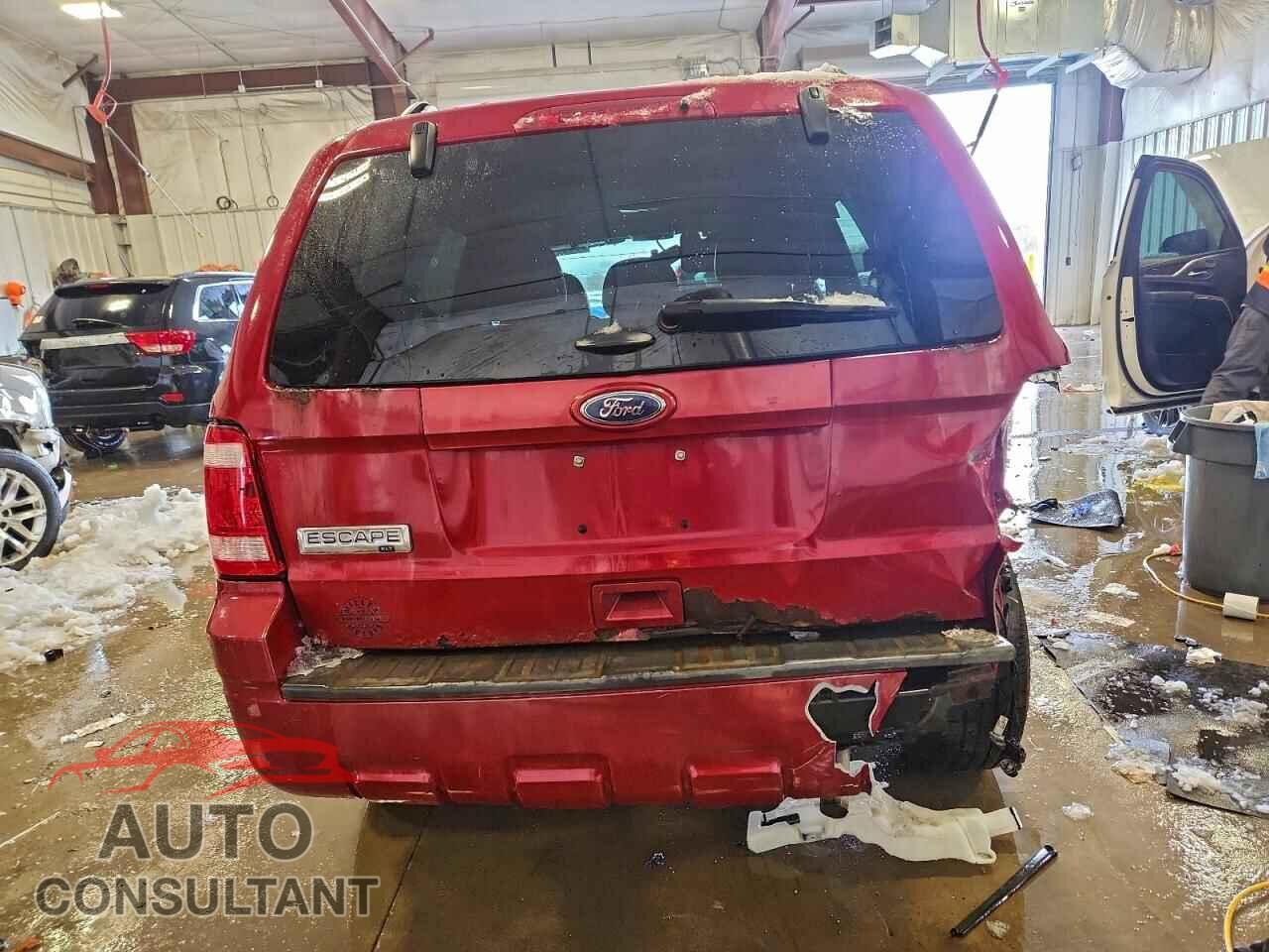 FORD ESCAPE 2011 - 1FMCU0D70BKA97194