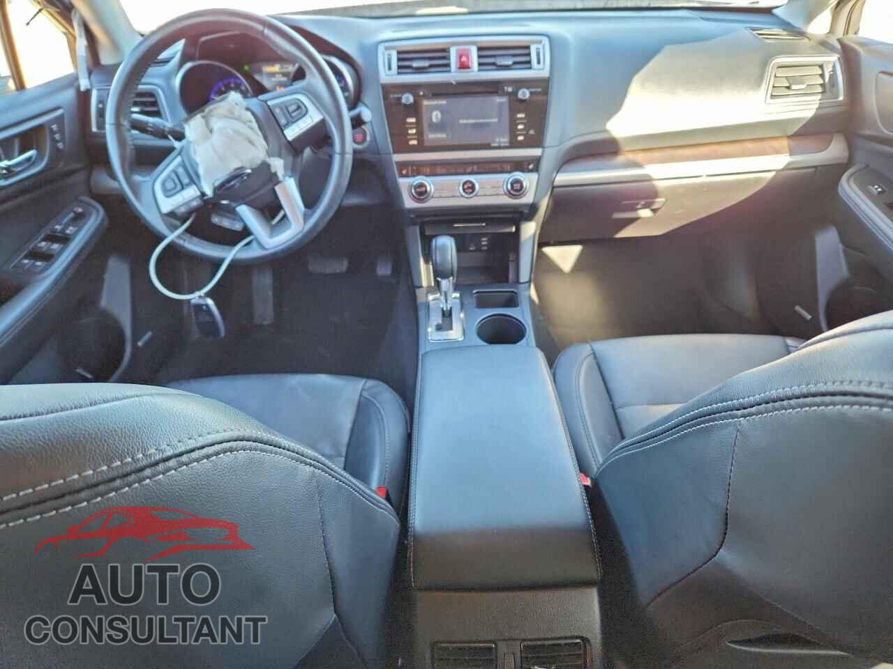 SUBARU OUTBACK 2017 - 4S4BSANCXH3338524