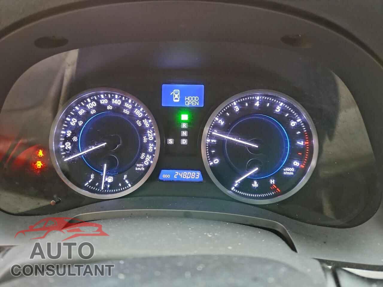 LEXUS IS 2011 - JTHCF5C25B5052489