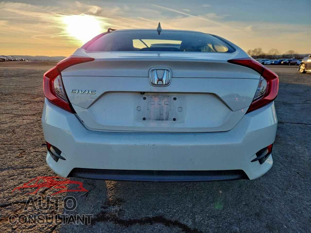 HONDA CIVIC 2017 - 2HGFC2F71HH545523