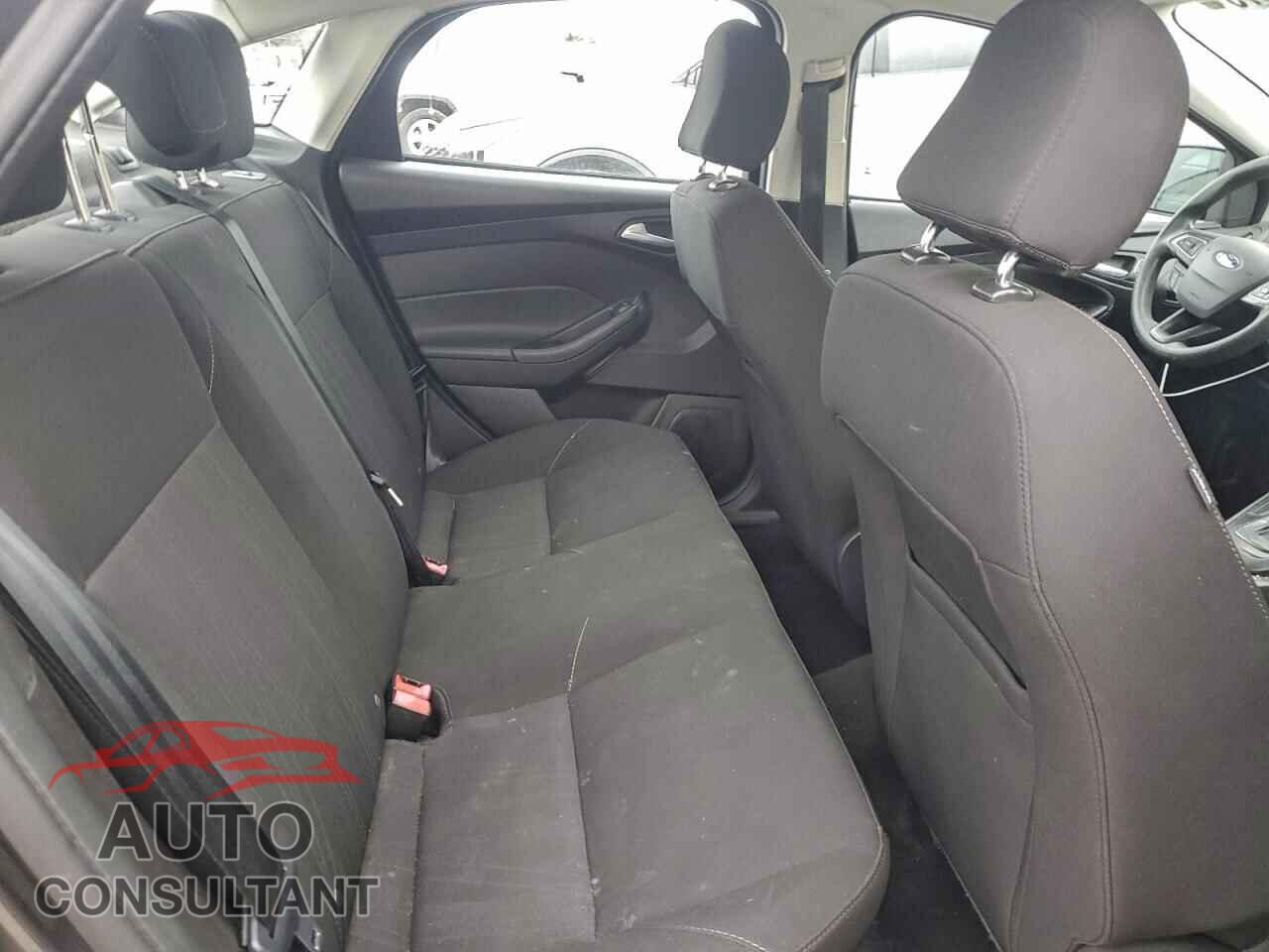 FORD FOCUS 2017 - 1FADP3FE1HL289505