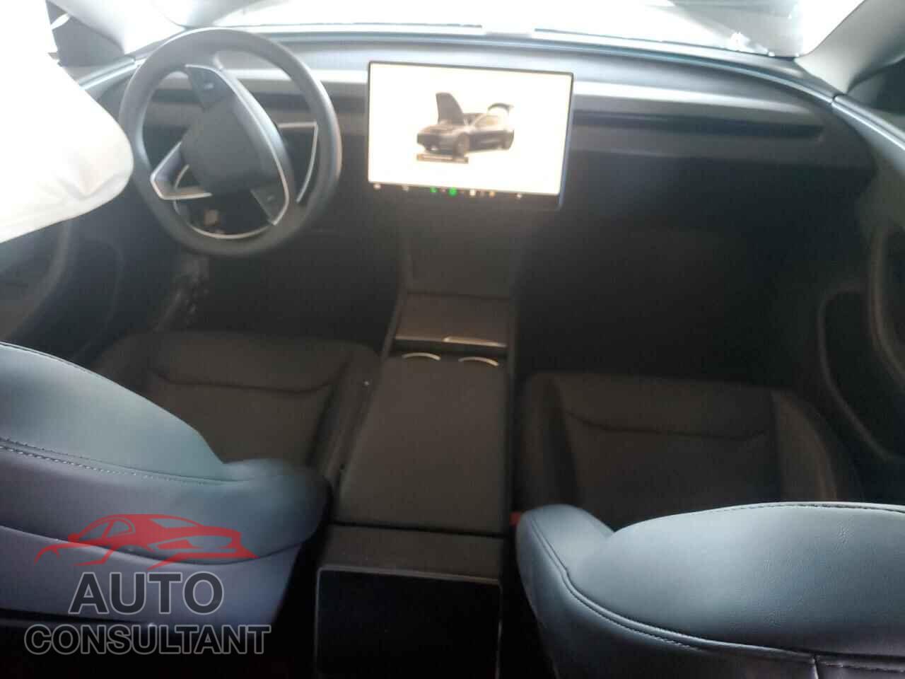 TESLA MODEL 3 2025 - 5YJ3E1EA8SF968129