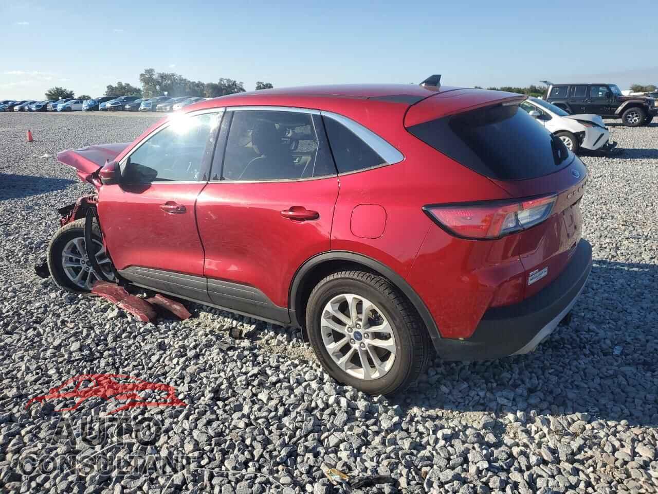 FORD ESCAPE 2020 - 1FMCU0G61LUA94216