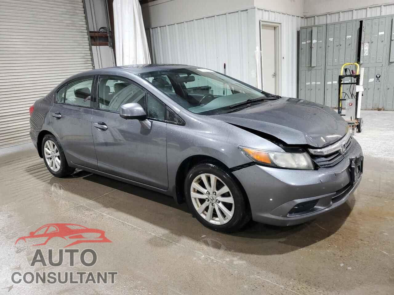 HONDA CIVIC 2012 - 2HGFB2F99CH555617