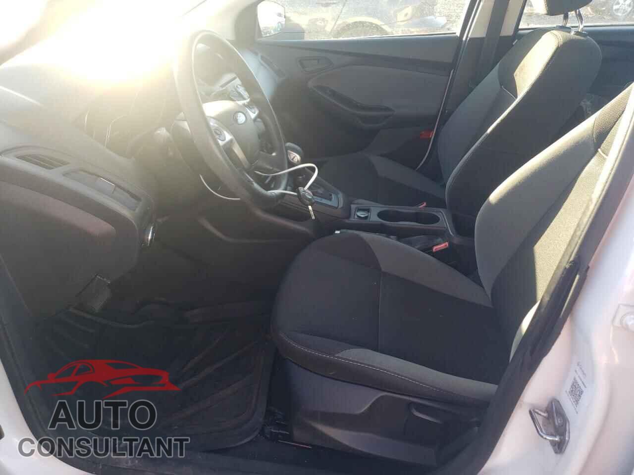 FORD FOCUS 2014 - 1FADP3E20EL399965