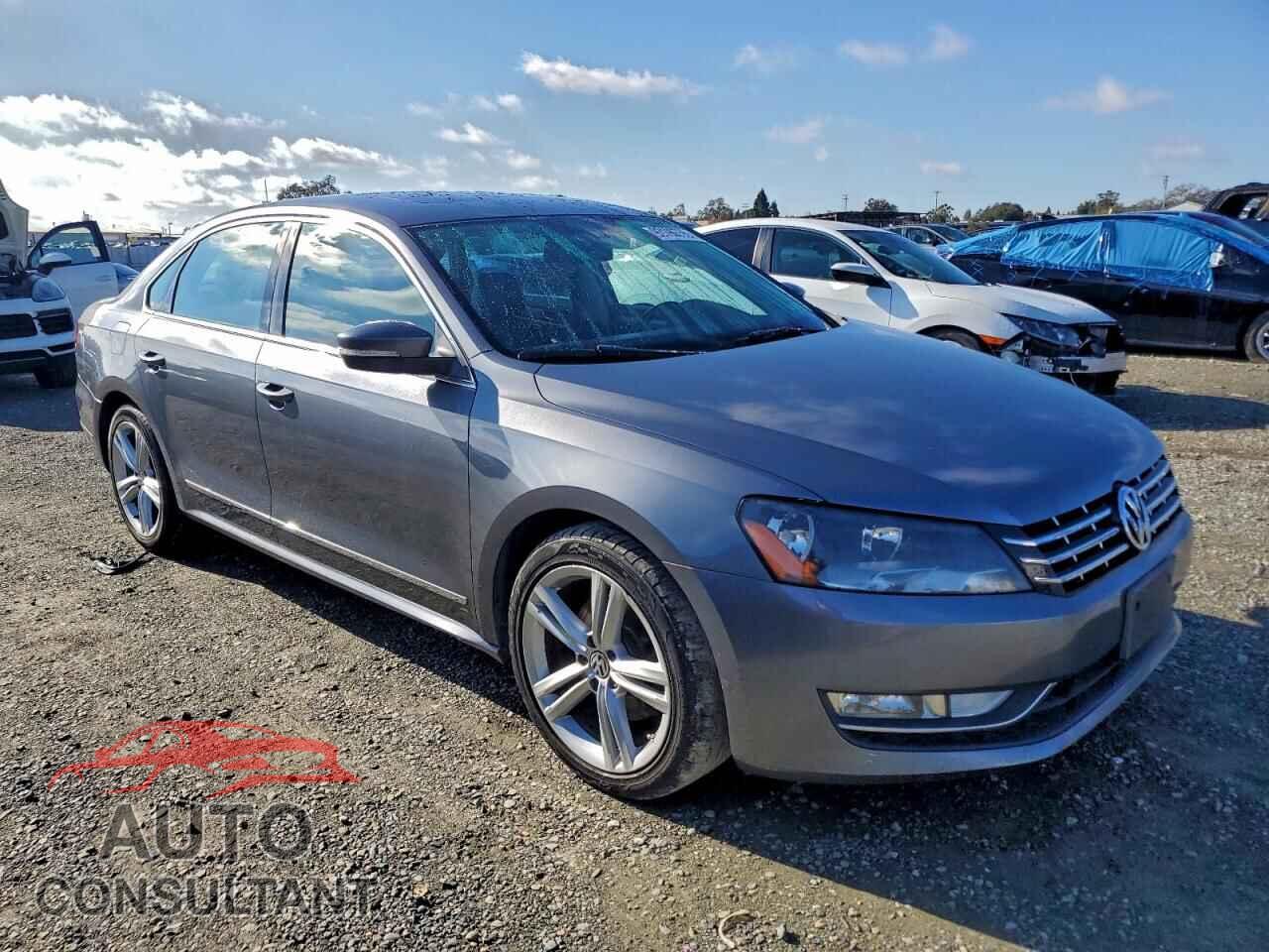 VOLKSWAGEN PASSAT 2014 - 1VWBN7A35EC007220
