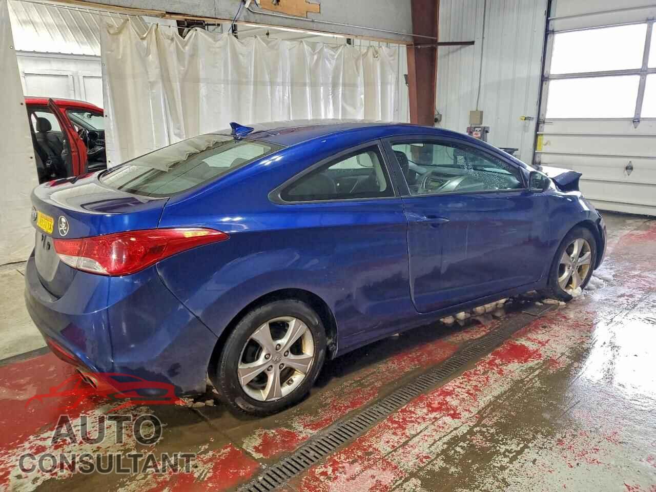HYUNDAI ELANTRA 2013 - KMHDH6AE6DU006838