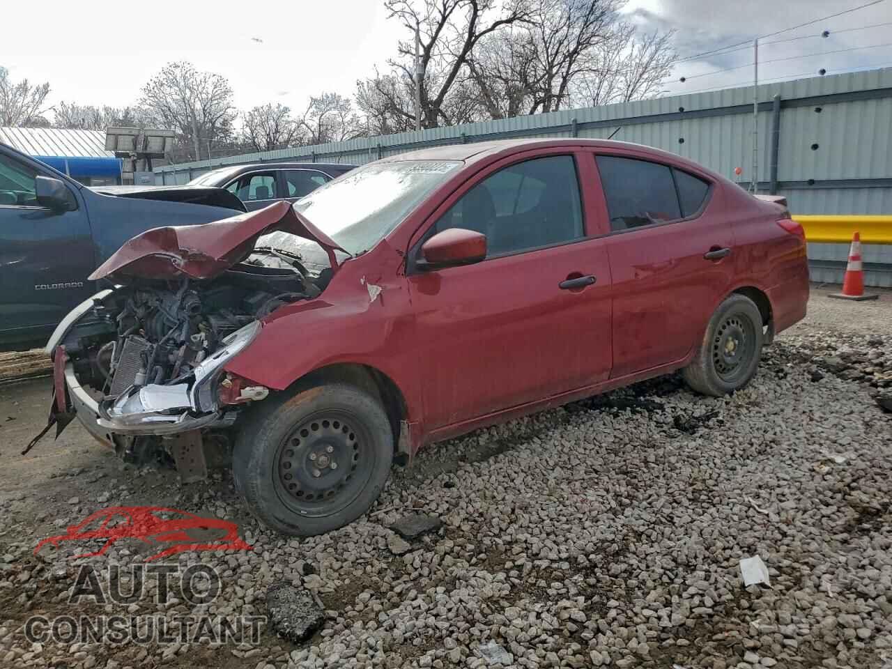 NISSAN VERSA 2017 - 3N1CN7AP2HL818687