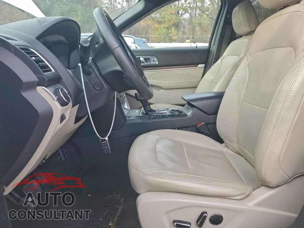 FORD EXPLORER 2018 - 1FM5K7F88JGB67099