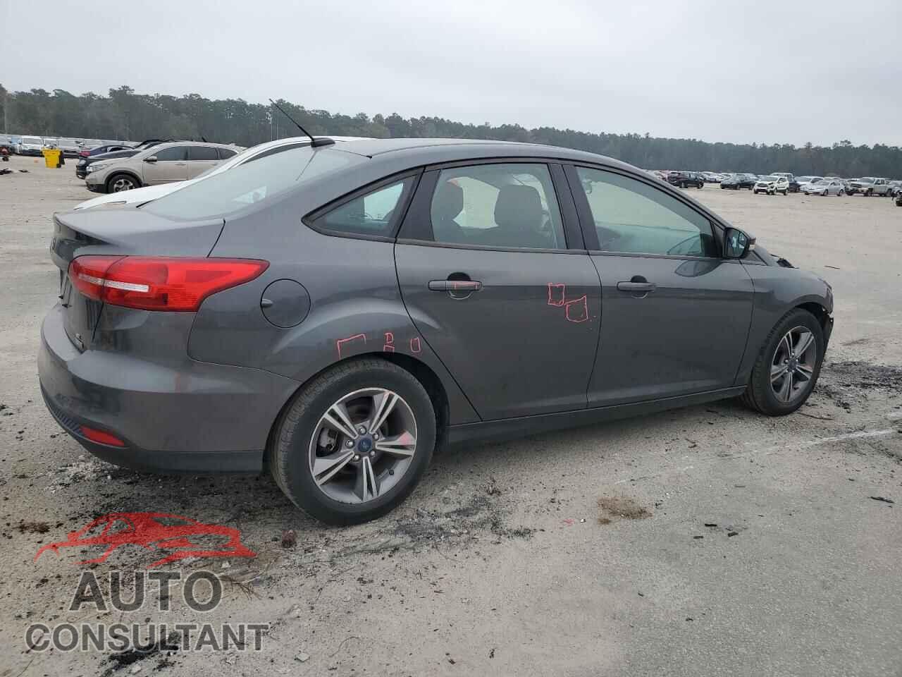 FORD FOCUS 2017 - 1FADP3FE6HL275972