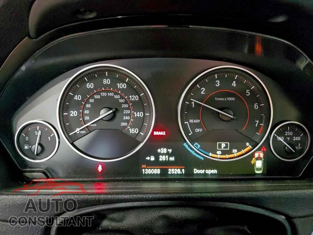 BMW 3 SERIES 2016 - WBA8E3G59GNU05940