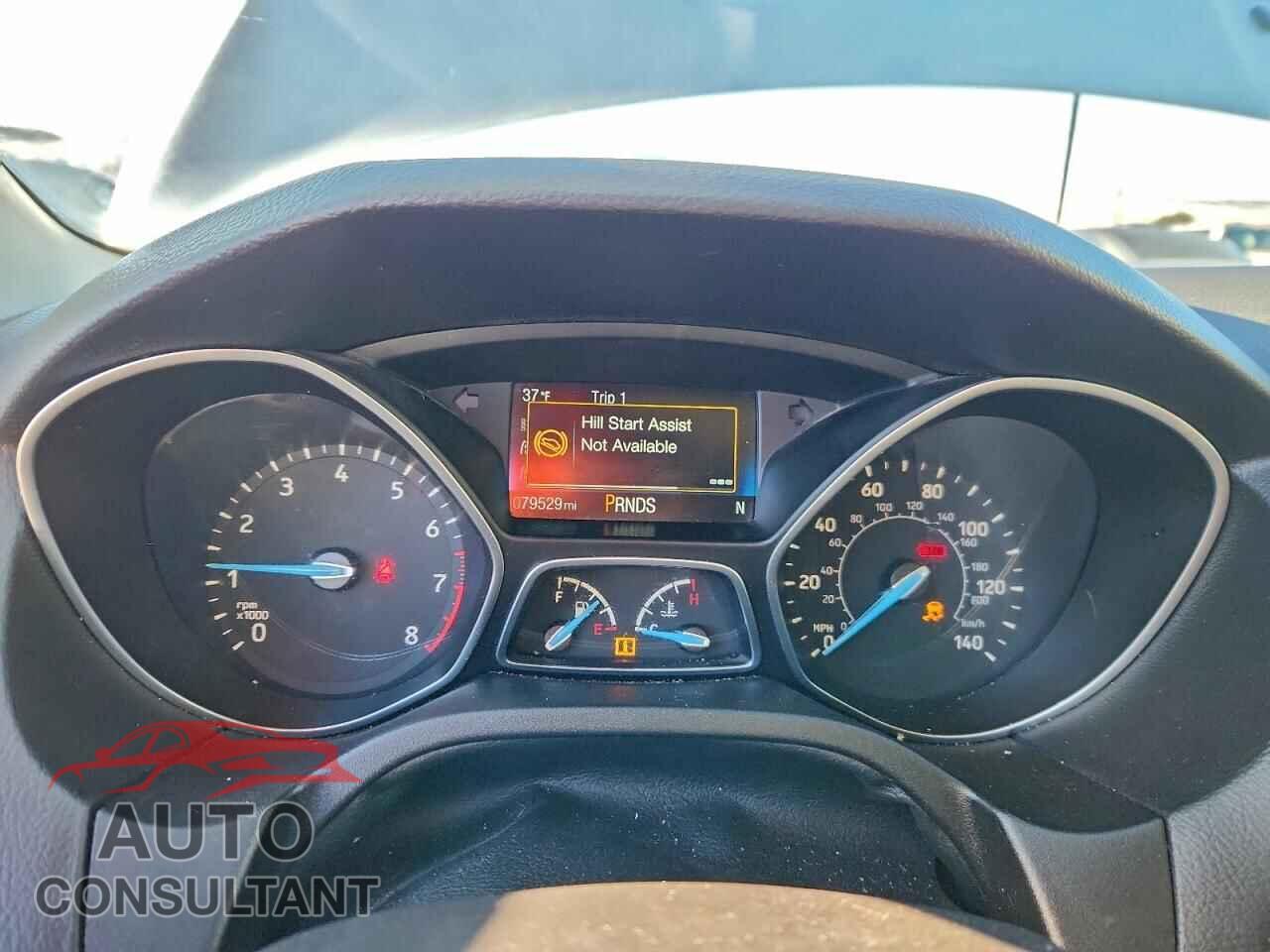 FORD FOCUS 2017 - 1FADP3J29HL272058